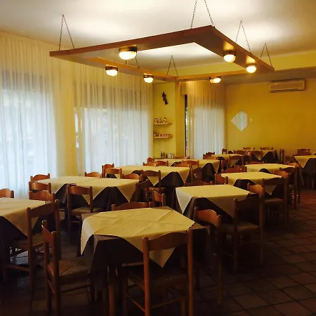 Hotel California 3*