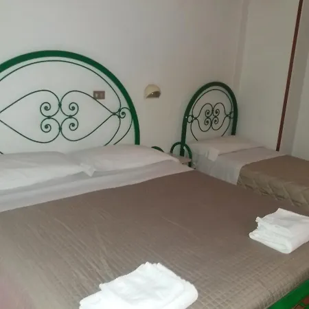 Hotel California 3*